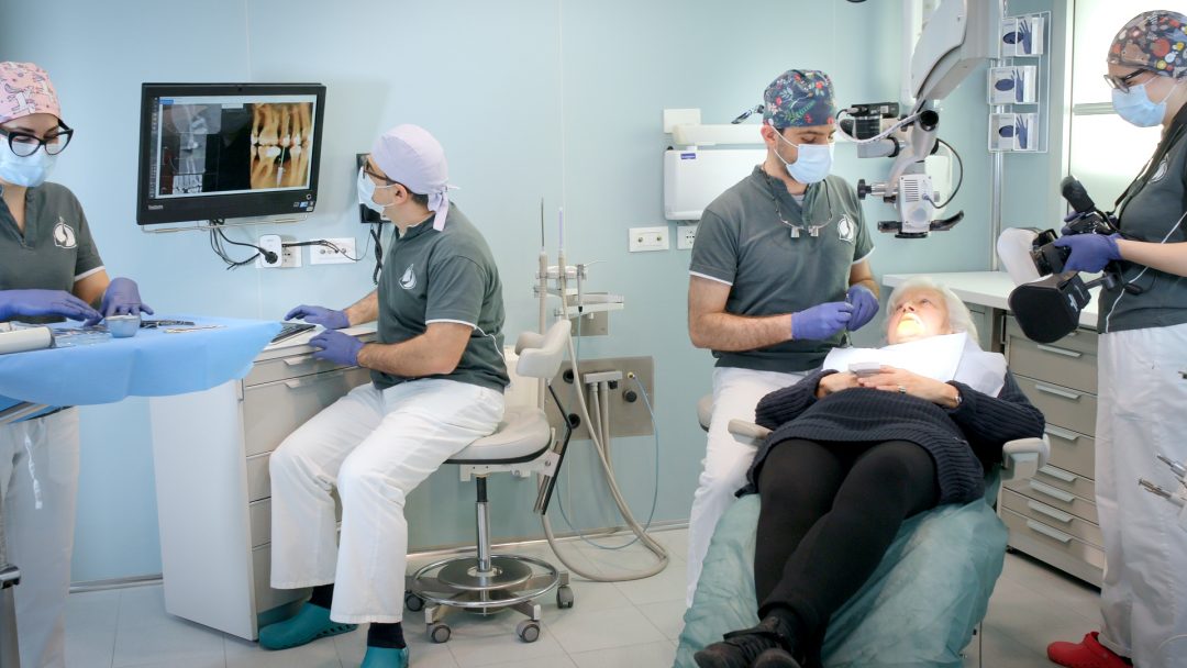 06 Implantologia Recchia Dentista Verona